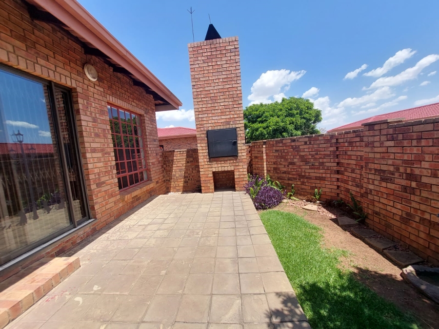 3 Bedroom Property for Sale in Vaalpark Free State
